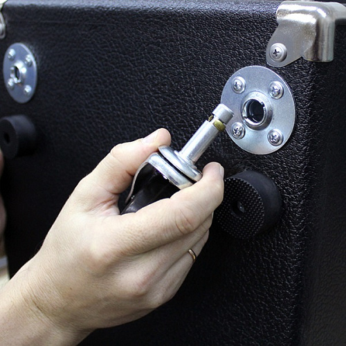 Yerasov Bull-412-V-H Гитарный кабинет, закрытый, скошенный, 240 Вт