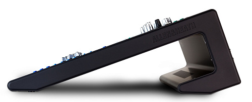 Allen&Heath QU-16C (QU-16) Цифровой микшер 16 микрофонных/линейных входов, 3 стерео входа