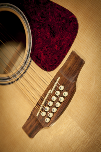 Takamine G70 Series GJ72CE-12NAT 12-ти струнная электроакустическая гитара с вырезом, цвет натуральный