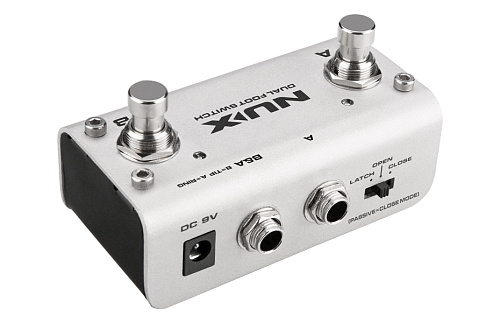 Nux Loop-Core-Deluxe-Bundle Педаль эффектов + ножной переключатель