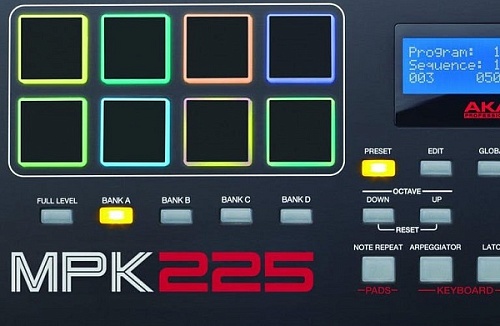 Akai Pro MPK225 USB   25 , 8 , 8 