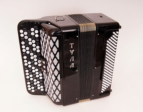 Тульская Гармонь BN-50-2-BK Баян ученический двухголосный "Тула" 92/55х120/50-II-3