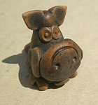 Фото:Керамика Щипановых SM05 Свистулька маленькая Свинья, обварная